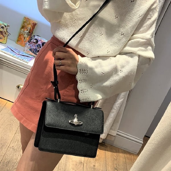 VIVIENNE WESTWOOD MATILDA SMALLハンドバッグ Vivienne Westwood Matilda Small Handbag 42010032-40525-la In Red