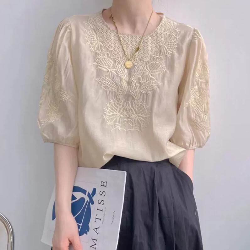トップス ブラウス 袖あり 5分袖 五分袖 パフスリーブ Uネック ラウンドネック 襟なし 刺繍 薄手 かわいい 可愛い きれいめ シンプル 大人 上品 おしゃれ お洒落 アジアン 大人可愛い 大人女