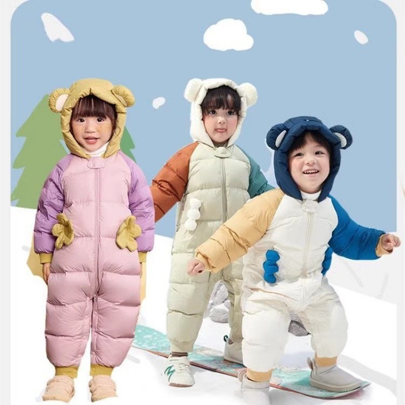 冬のかわいいパンツと服が1つになった子供用ダウンジャケット