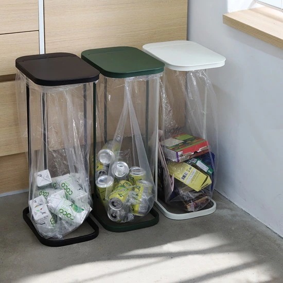 トレンディなデザインのドライ＆ウェット分別ごみ箱 大型縦型蓋付きごみ箱 角置きコンパクトごみ箱スタンド スペースを取らない