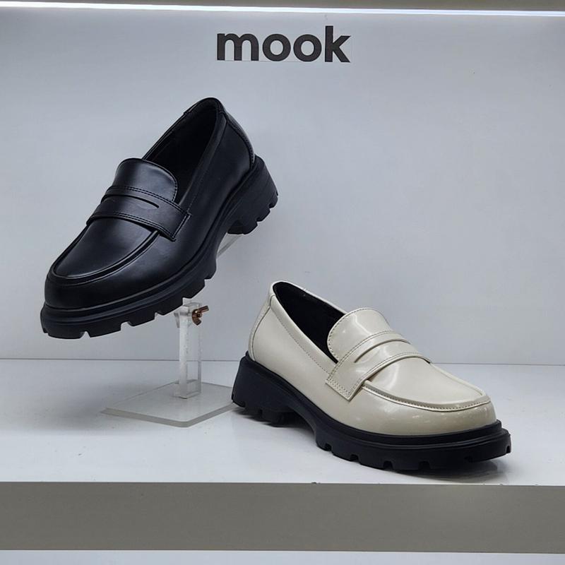 女性 デイリー チャンキー ローファー 422252 AA AQ HGDD1DD