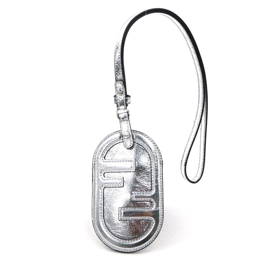 フェンディ FENDI パスケース レザー シルバー ユニセックス 8M0475-AISP 56556a
