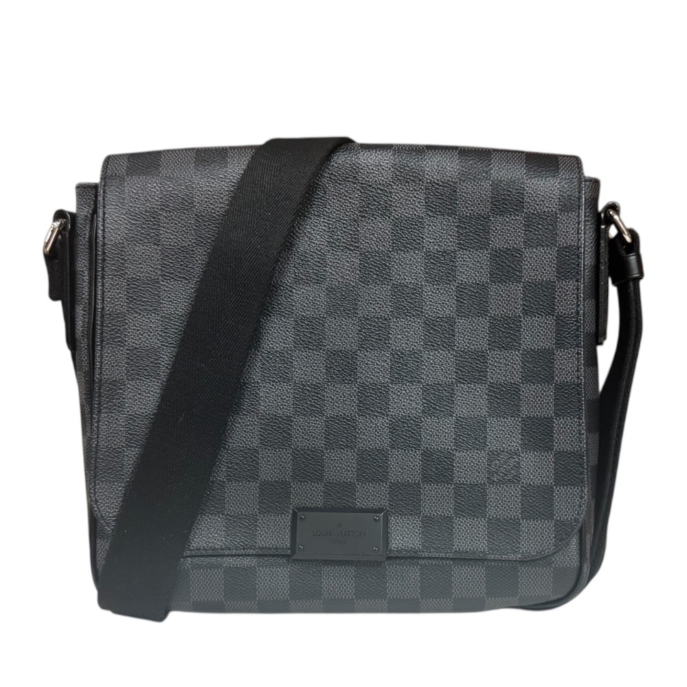 ルイヴィトン ディストリクトPM ダミエグラフィット ショルダーバッグ ダミエグラフィットキャンバス N41260 ブラック LOUIS VUITTON 中古 美品