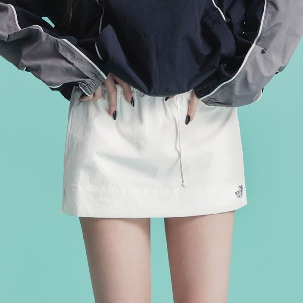 [ノースフェイス公式] NK6NR34J ホワイトレーベル女性用ウォーターフレッシュコート_オフホワイト