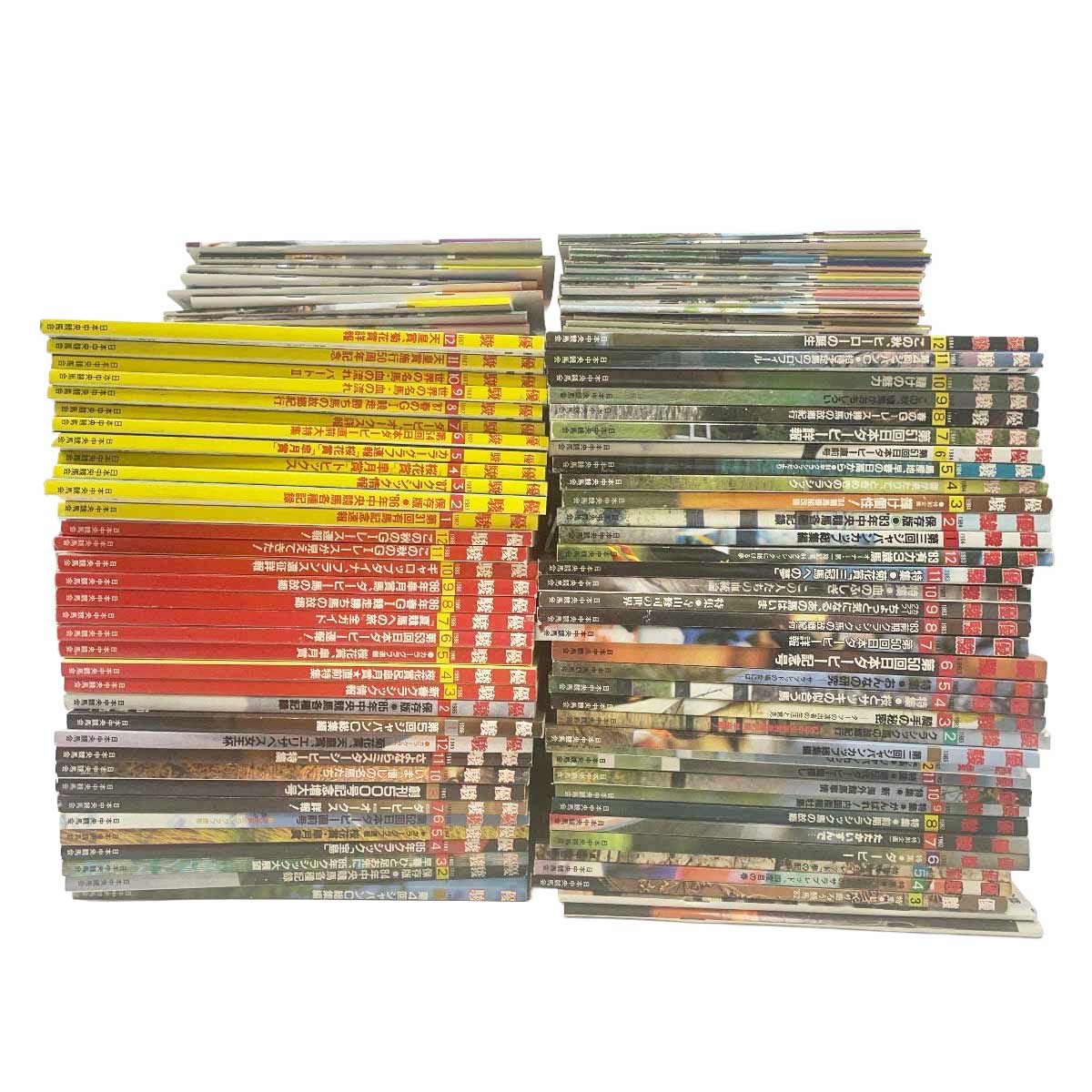 【中古】[大量セット] 優駿 1969年2月～1987年12月まで 1985年9月号のみ欠品 計226冊 競馬 雑誌