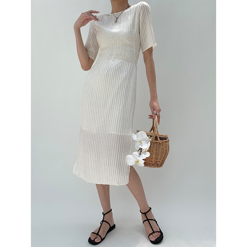 【1点ご購入 で10点プレゼントいたします】ミディアム丈縦縞ワンピース気品丸首純色半袖ロングスカートプリーツで着やせスカート夏