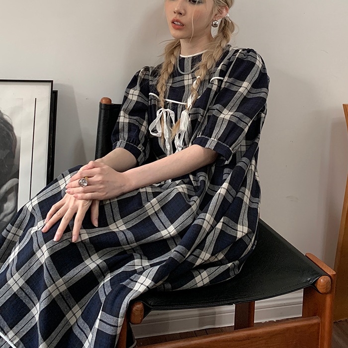 ワンピース ドールドレス プルオーバー ロングスカート シャツワンピース ロング ロング丈 袖あり 五分袖 ラウンドネック 襟なし ストレート ワイド ボタンあり かわいい 大人可愛い おしゃれ