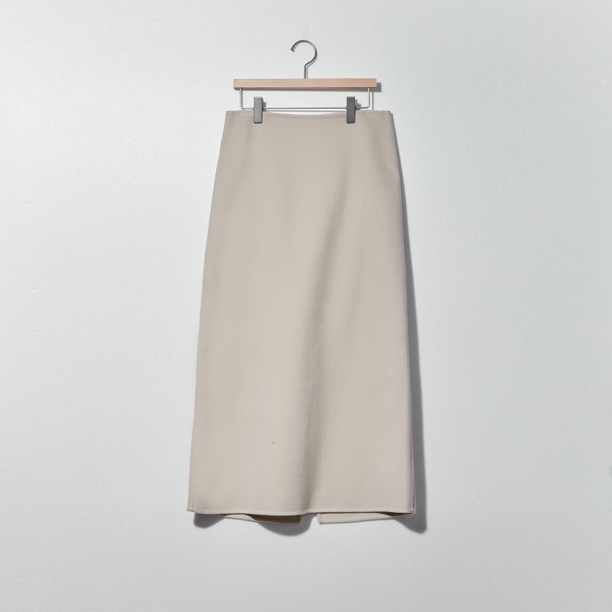THE ISSUE Classic Long Skirt