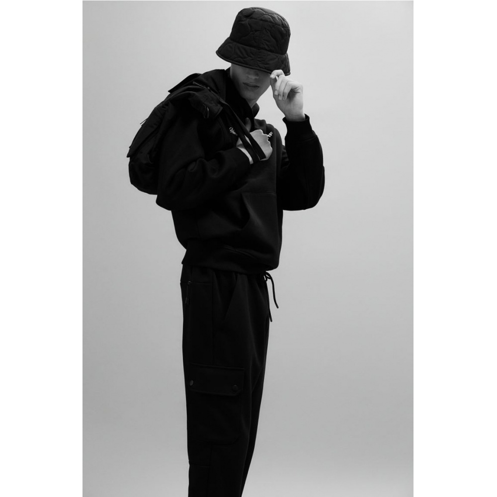 H&M スリムフィットスキューバジョガーパンツブラック