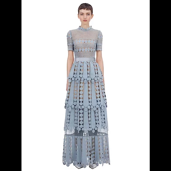 【取寄：納期2週間】演奏会ドレス 花柄 ハイネック シースルー 発表会 演奏会 レディース 結婚式 ステージ衣装 半袖 ロング丈 エレガント ウエディングドレス カラードレス 刺繍 軽やか