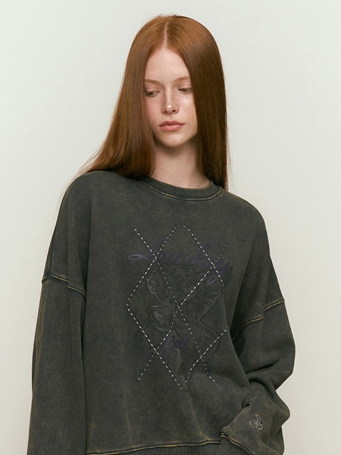 LUNA WASHING UNICORN GRAPHIC SWEATSHIRT [DARK CHARCOAL]