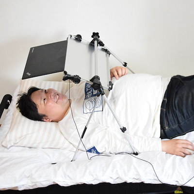 他サイト： サンコー スマホタブレット対応超軽量折りたたみ式「仰向けゴロ寝デスク2」 TKGORODKの商品画像