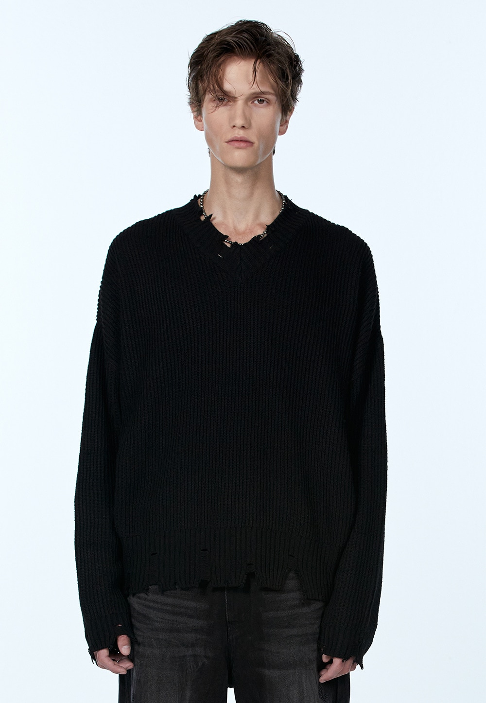 【WOOALONG】 V-NECK DAMAGE KNIT : BLACK