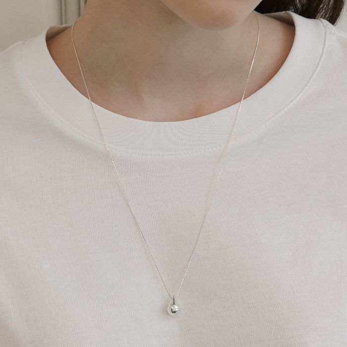 Alice Drop Long Necklace 2色 おしゃれ アイドル愛用ブランド 韓国人気 韓国ファッション 6,951円