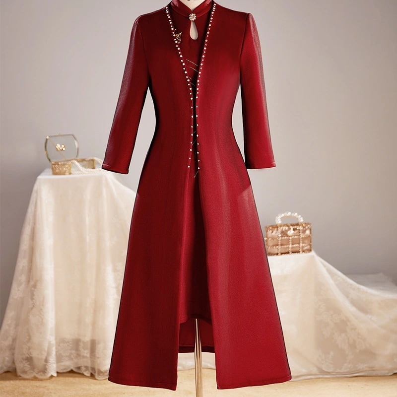 お母さんのウェディングドレスチャイナドレスレトロ風高貴なおばあちゃんの赤いコートショール秋冬長袖