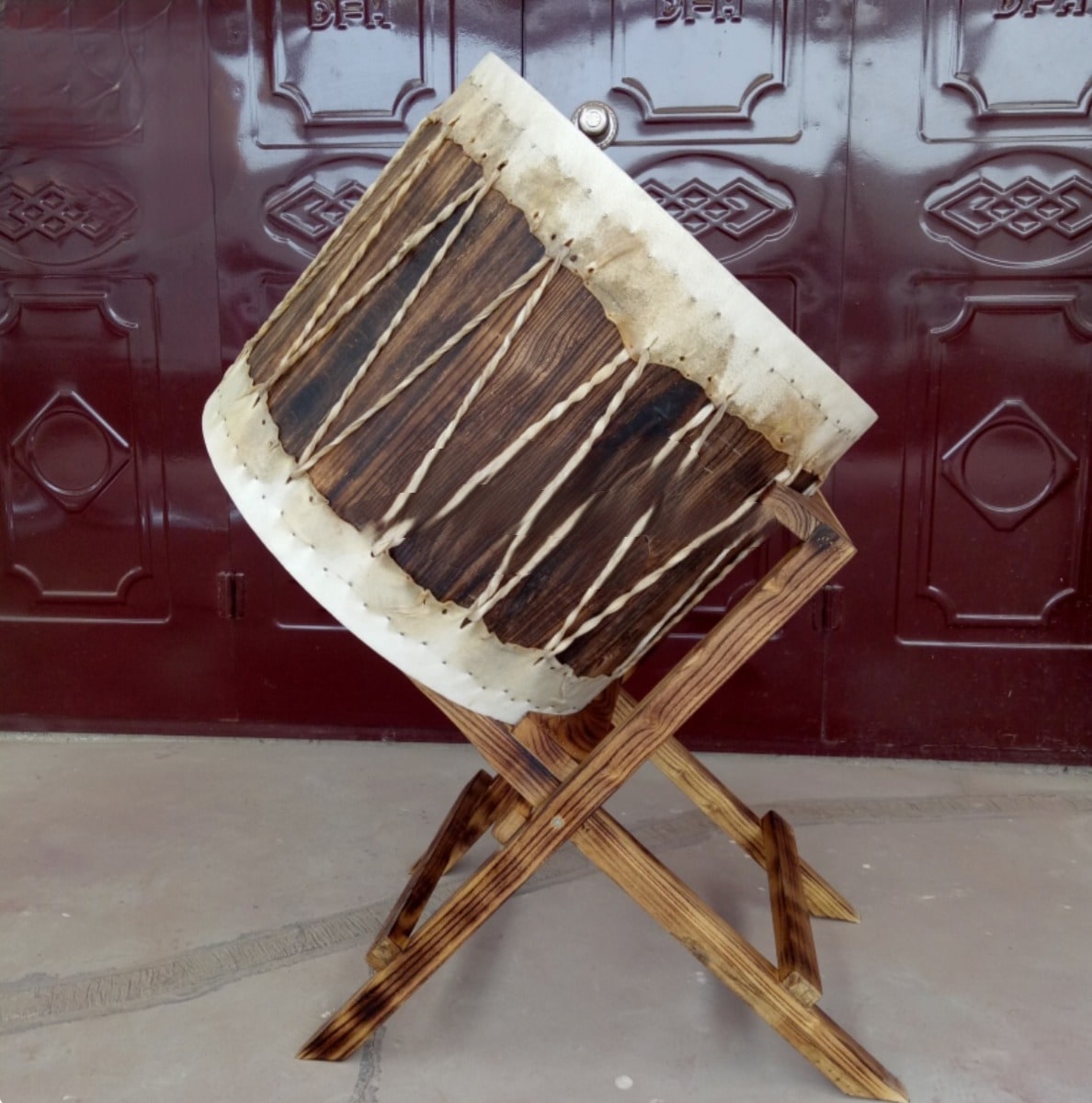 ハニ・ドラム 16インチ ブラケット付 中国のミャオ族打楽器