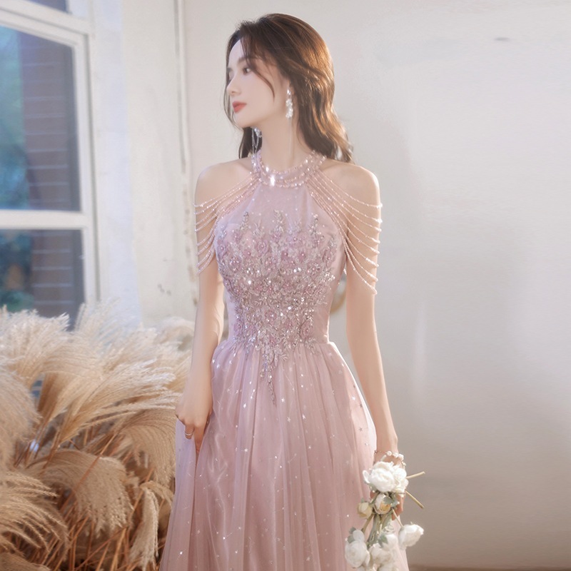 ピンクのイブニングドレスの女性2022年の新しい夏の気質の有名人の宴会の花嫁介添人の婚約の誕生日のホ