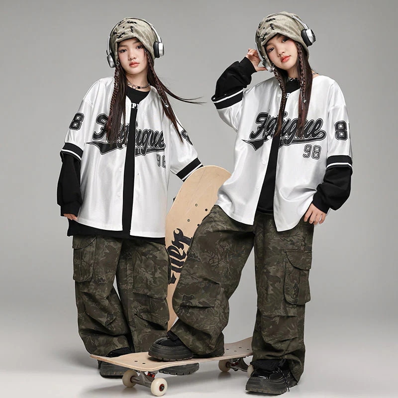 Hiphopストリートダンスの子供のファッション服の男女の子供のヒップホップのゆったりしたファッションの野球のシャツの演出服の子供のショーの服装