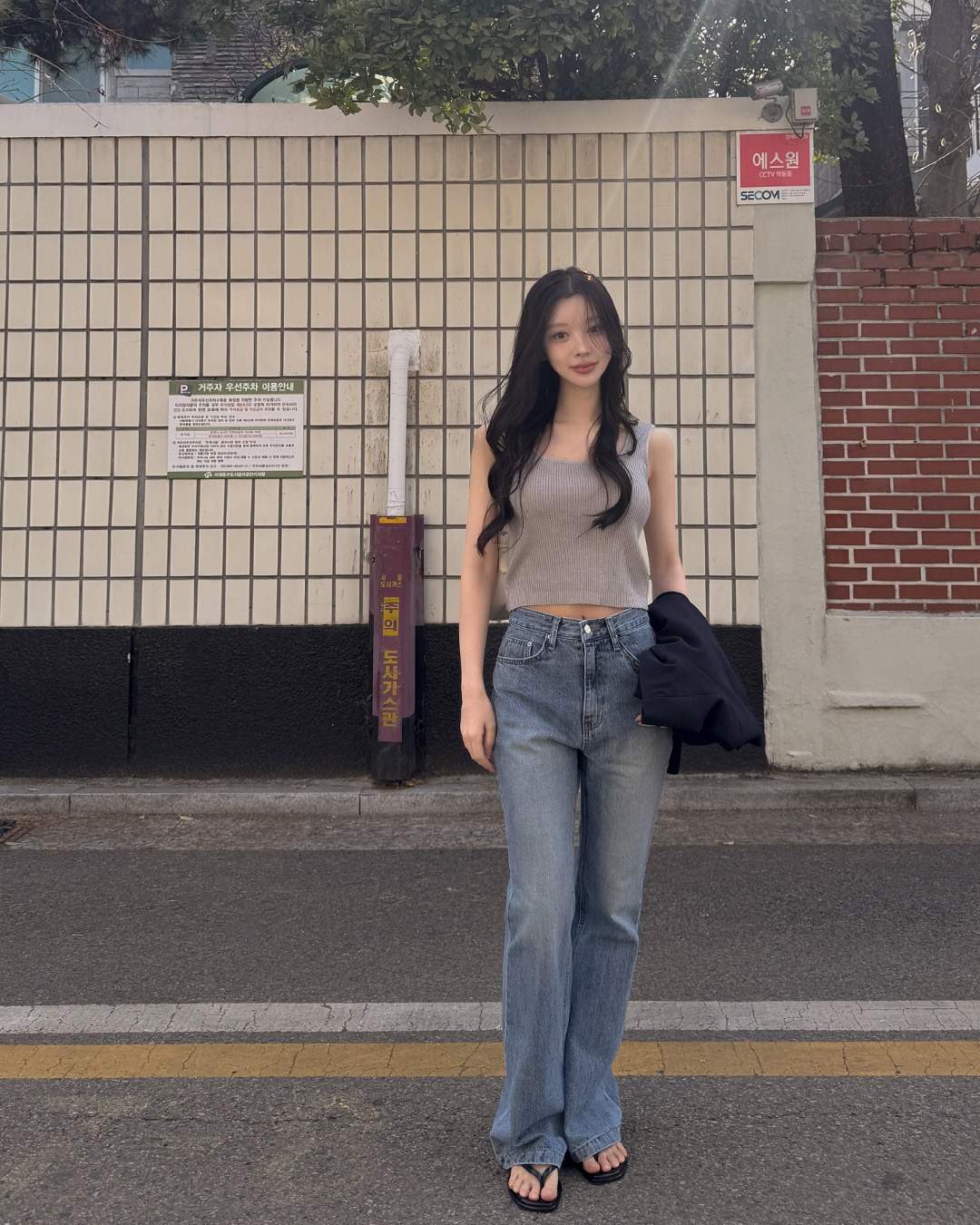 ミスブーツカットデニムパンツ韓国ファッション レディース