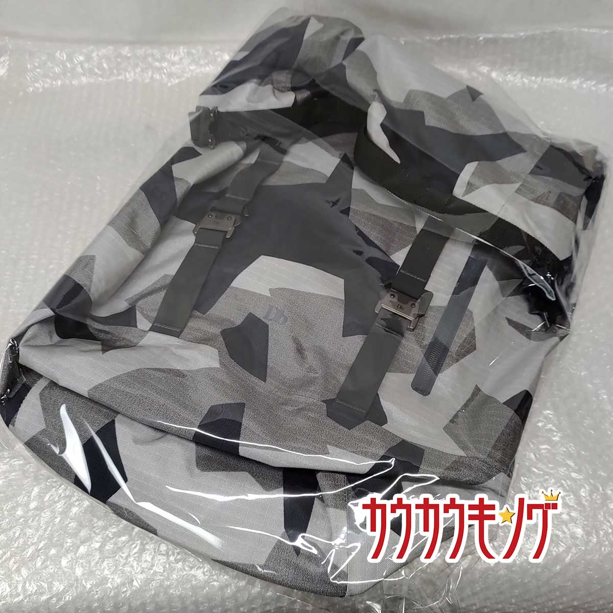 中古・未使用品】Peak Performance ピークパフォーマンス The