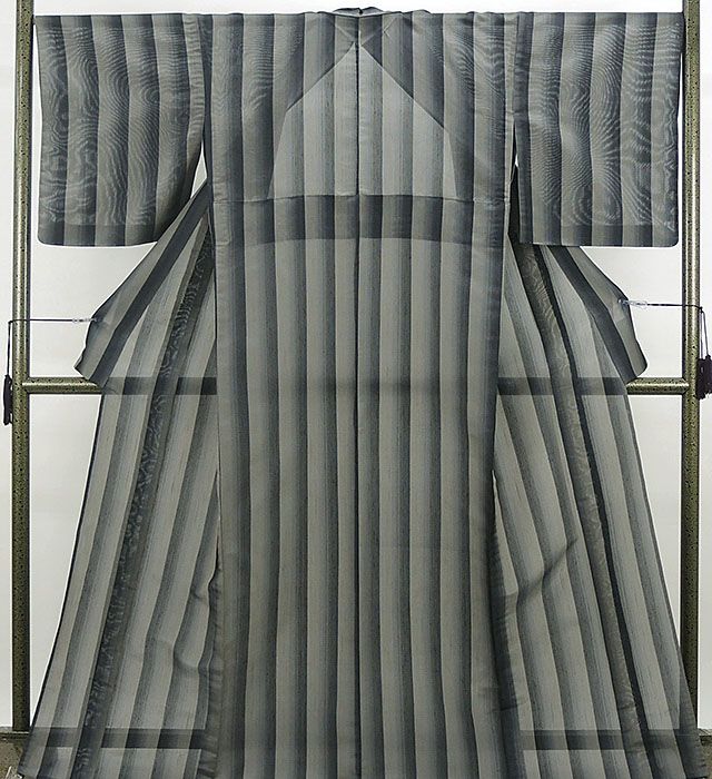 夏物 紬 新品仕立済 正絹 夏物 蕪重織物謹製 夏織物夏陰 縦縞ぼかし 紗紬 新品 仕立て上がり 着