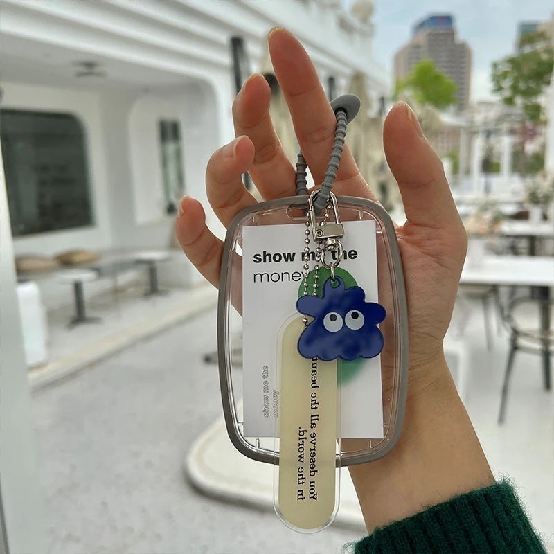 【1つ買うと1つ無料】【メガ割】Lucky bag トレカケース 韓国 透明カードカバー学生バスキャンパスカードスプリング紛失防止キーホルダー