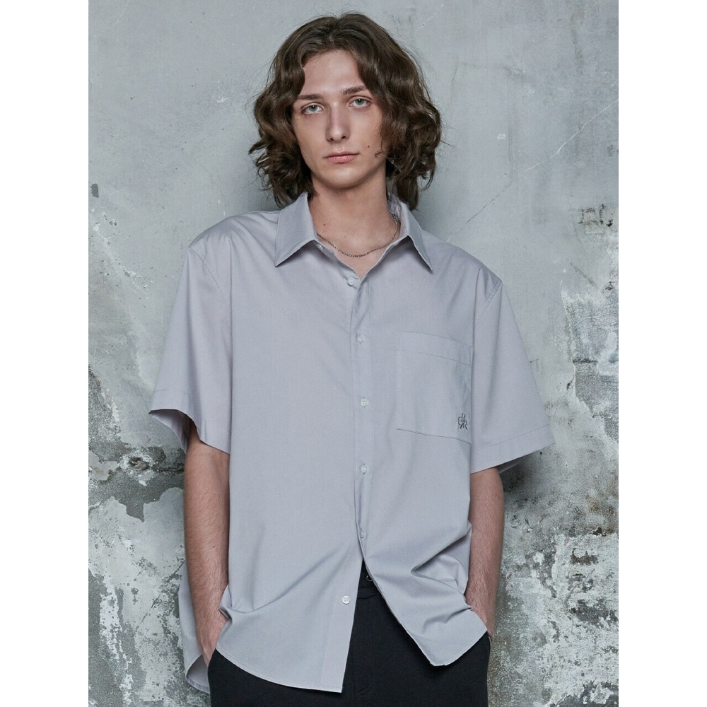 CITYBREEZE 男性用しわ防止ショートスリーブシャツグレー