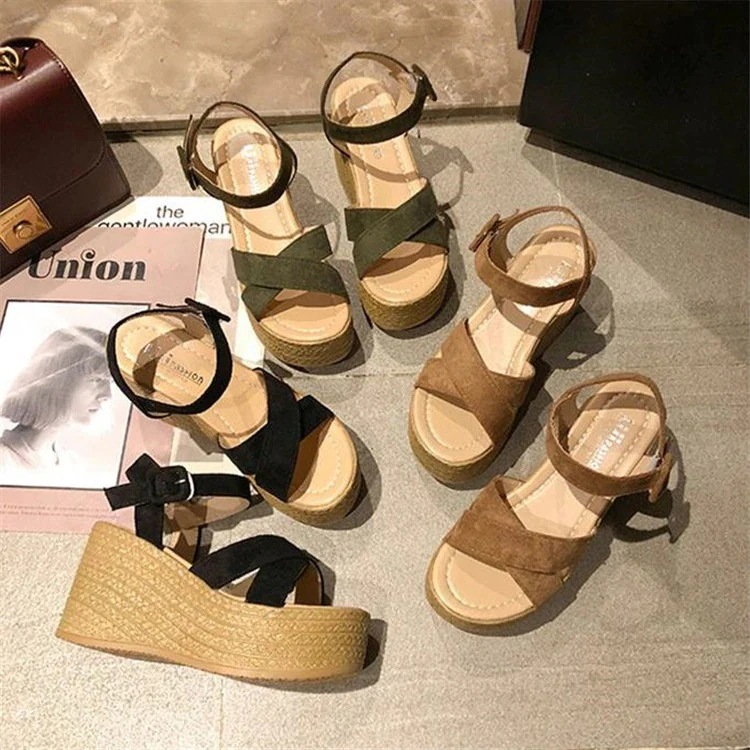 女性 防水プラットフォーム 見なきゃ損する スタイル スポンジケーキ ハイヒール 華奢見え サンダル 厚底 妖精の風 シングルベルト ウェッジヒール 【10点セット】超人気話題 ローマの靴1549