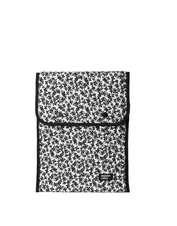 Twin Pocket Shell Tablet Pouch_Black flower