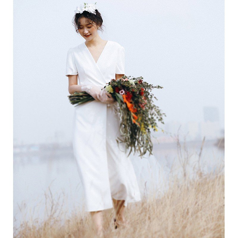 ウエディングドレス 袖あり 結婚式ドレス 白 二次会 安い エンパイア 花嫁 前撮り 後撮り 披露宴 7,482円