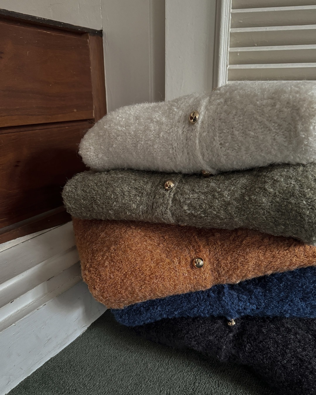 Vネックウールカーディガン韓国ファッション レディース 5,311円