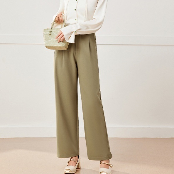 ボトムス パンツ ロングパンツ ストレートパンツ スラックス ハイウエスト ポケット かわいい 大人可愛い きれいめ シンプル 上品 おしゃれ かっこいい カジュアル こなれ感 個性的 主役級 存在感