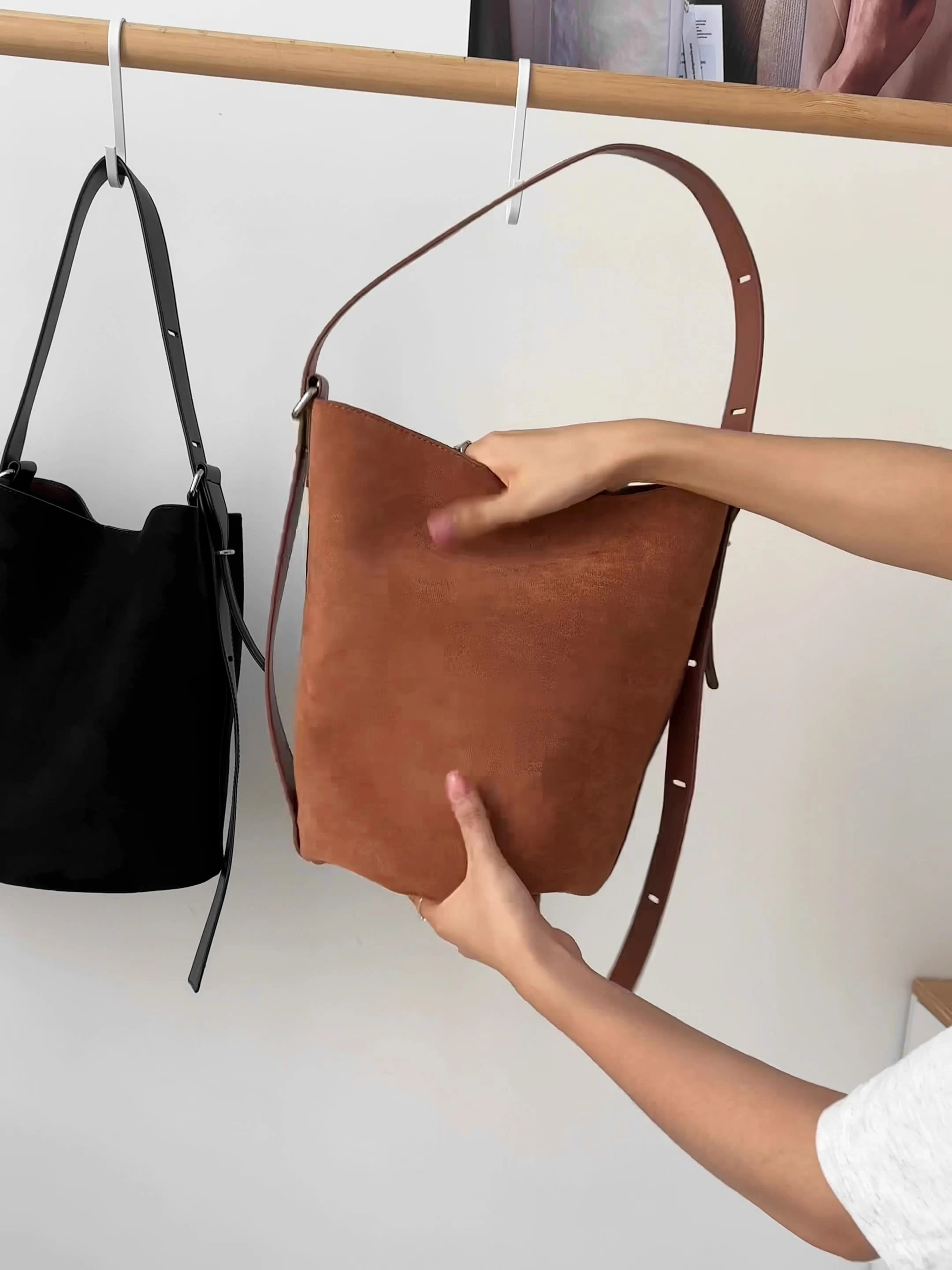 トートバッグ 秋冬 大容量 学生用 新作 シンプル 通勤用 ショルダーバッグ