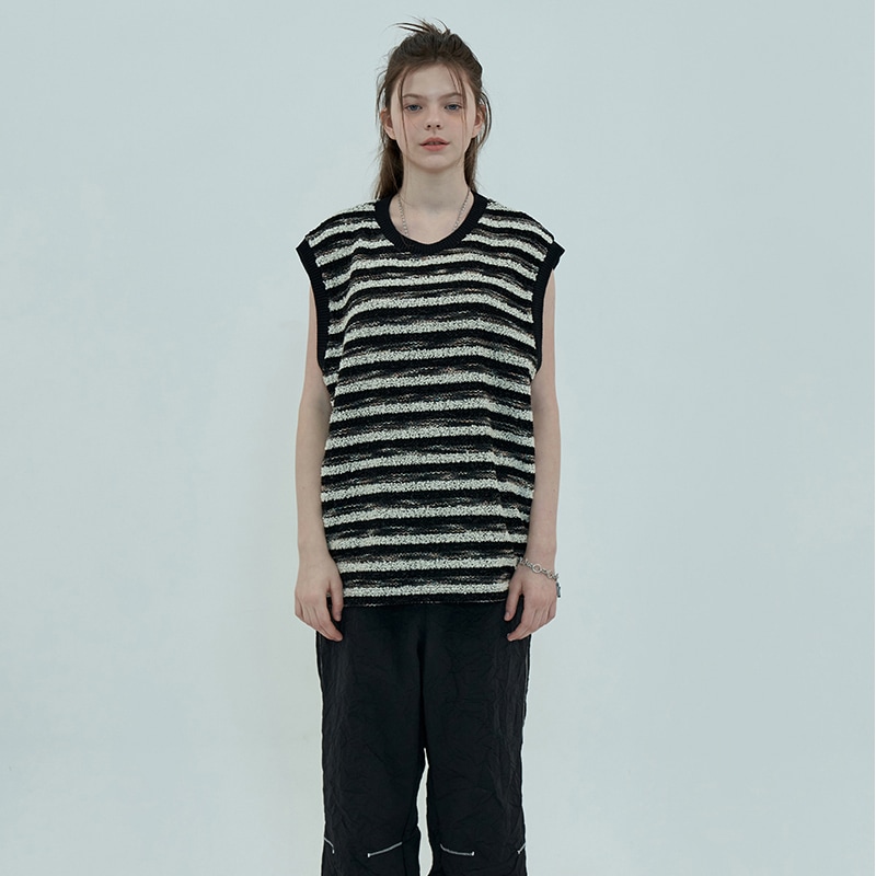 ストライプニットベスト ブラックパープルSEVENTEEN着用 8,315円