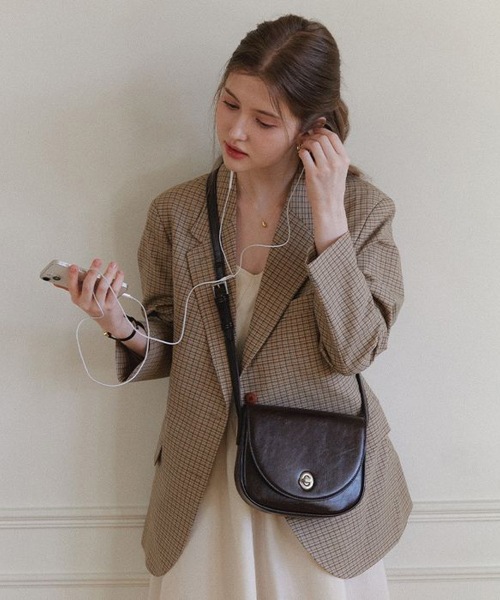 【OVHEE】 Mignon Saddle Bag_Dark Brown ショルダーバッグ 正規品