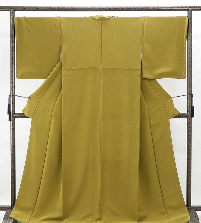 色無地 新品仕立済 正絹 堅牢染 菜種油色 身丈167cm 裄丈68cm 新品 仕立て上がり 着物 a1056 49,800円