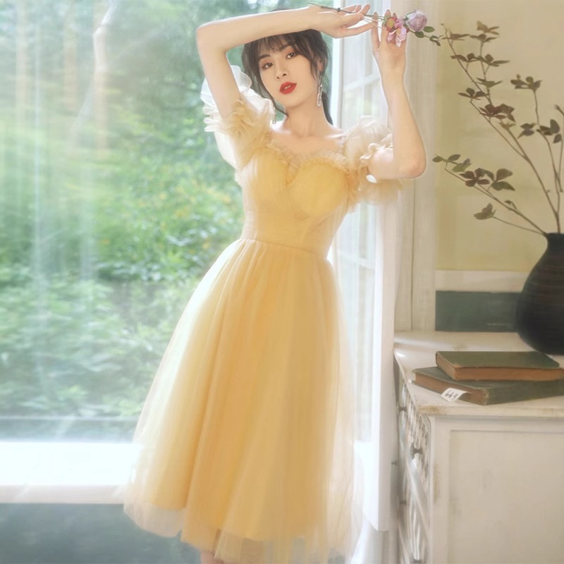 芸考ドレススカート女2025気質純色誕生日付き添い人服短普段は司会イブニングドレスを着ることができる