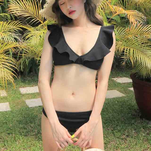 スイムウエア 水着 ビキニ セパレート水着 フリル 胸元 谷間 胸パットあり ハイウエスト オルチャン 可愛い かわいい 大人可愛い シンプル カジュアル 大人 おしゃれ お洒落 大人女子 こなれ感