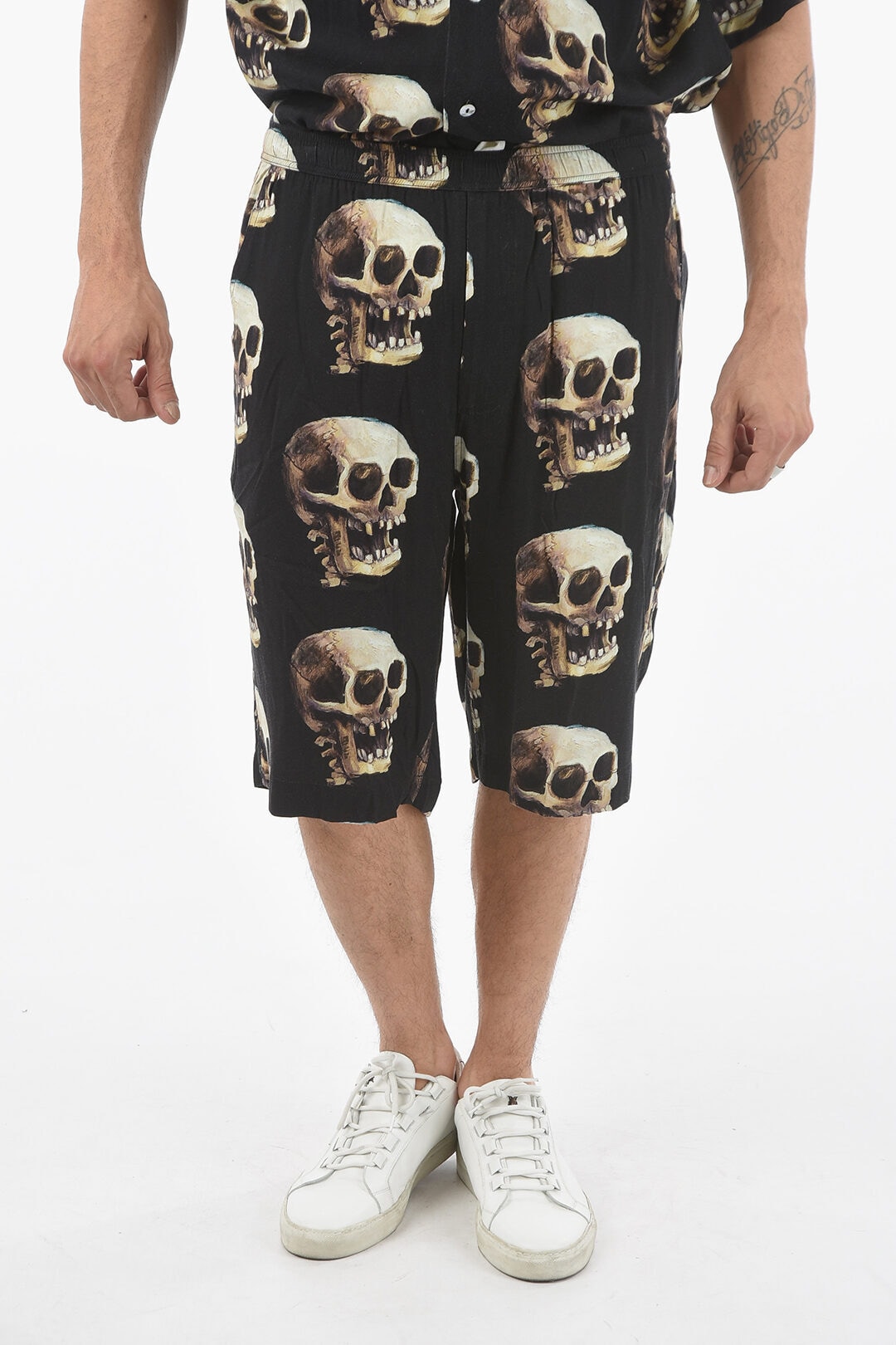 SKULLSHORTSBLACKMULTI 春夏2020 パンツ メンズ dk