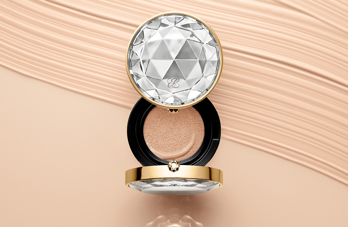 リニュートリブウルトララジアンスセラムクッションSPF 40/PA++++ 14g（詰め替え込み）