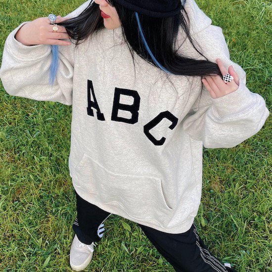 【取寄：納期2週間】フード付きトレーナー レディース パーカー スウェット プルオーバー 長袖 カジュアル ゆったり 秋服 トップス ゆるサイズ ゆるトップス カットソー フード付きトレーナー