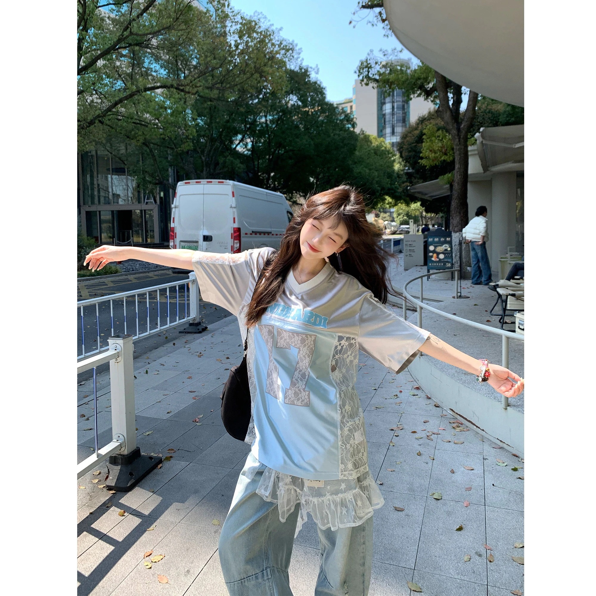 2025春夏 韓国可愛い風トップスTシャツ K-POPファッション半袖ストリート系サイド丈ボールフットシルエットダンスラグランゆったりシャツ衣装レディースサイズVネックおしゃれカジュアル春配色切り替え