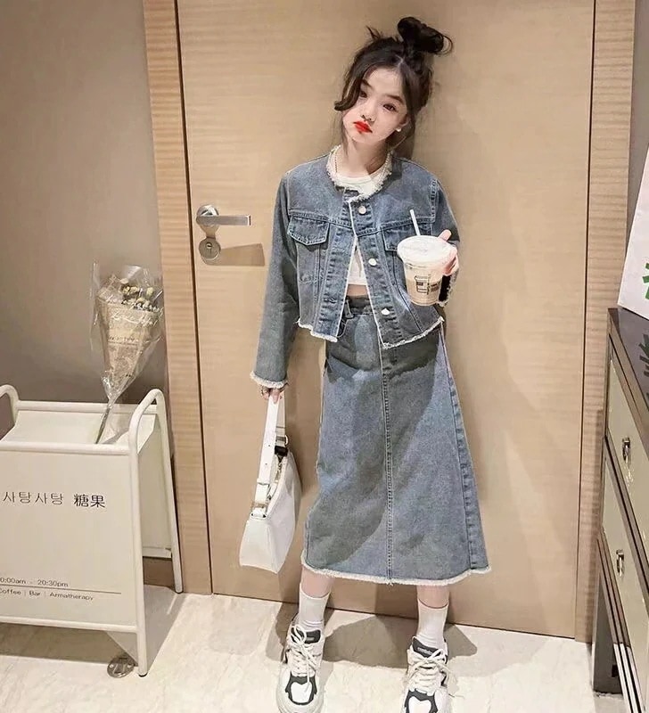 【急速出荷!】セットアップ 上下セット 子供服 女の子 キッズ デニムセット アウター+スカート 2点セット ジュニア シンプル 普段着 子供服 セットアップ 長袖 長ズボン お出かけ 遠足 春着 秋