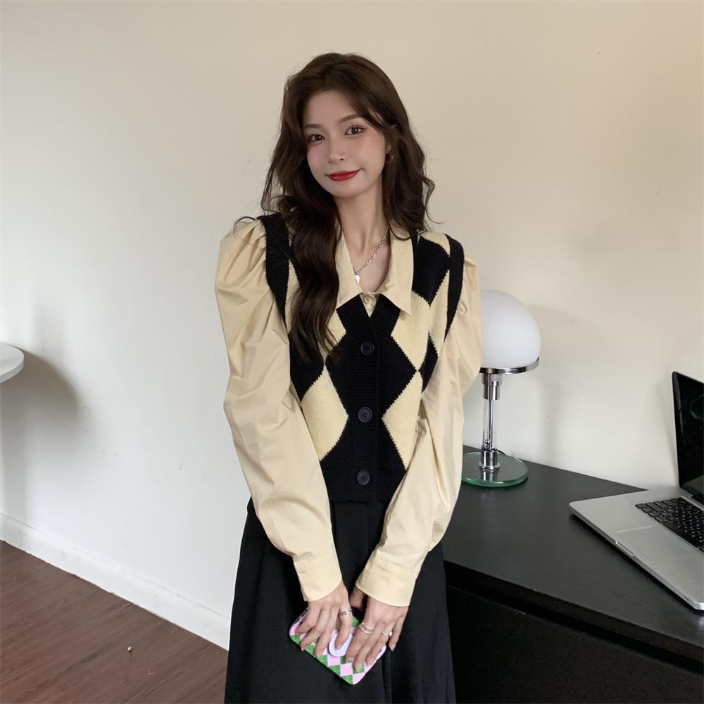 トップス ニットソー セーター ベスト ショート ショート丈 袖なし ノースリーブ Vネック ニット かわいい 大人可愛い シンプル カジュアル 大人 おしゃれ お洒落 レトロ 大人可愛い wto04