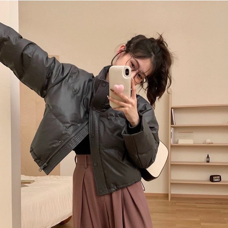 女性のためのダウンジャケット 2024 新スタイル pu レザー使い捨てスタンドカラーカジュアル肥厚ホワイトダックダウンパンジャケットトレンディな