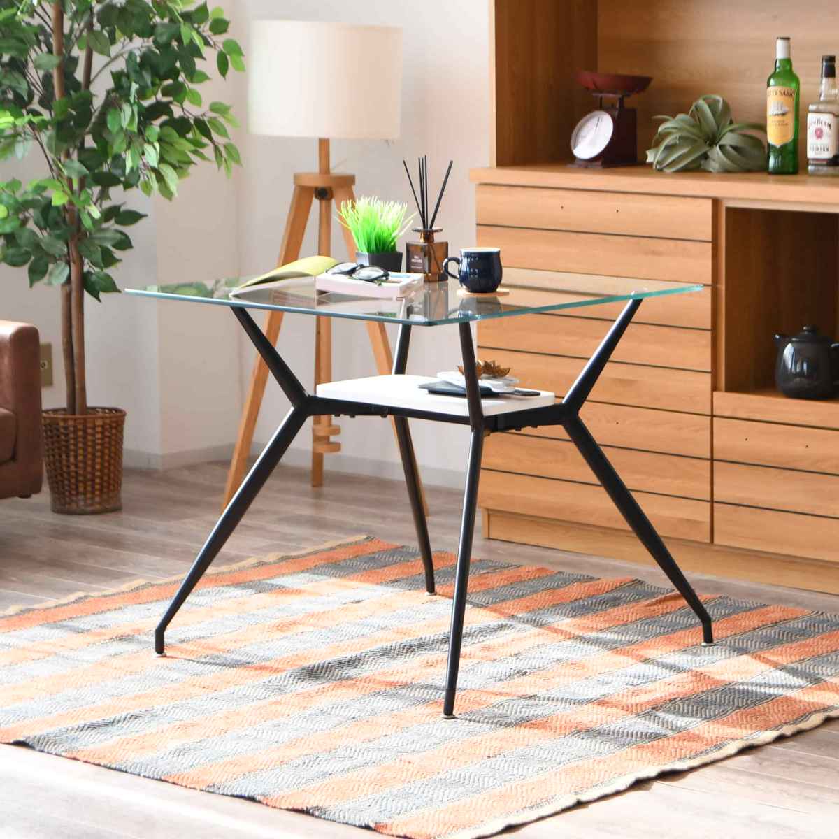 ダイニングテーブル 2人掛け ガラス 収納スペース付き 幅80cm ガラステーブル テーブル ダイニング コンパクト 2人用 スクエア 四角 スチール 脚 おしゃれ スタイリッシュ モダン