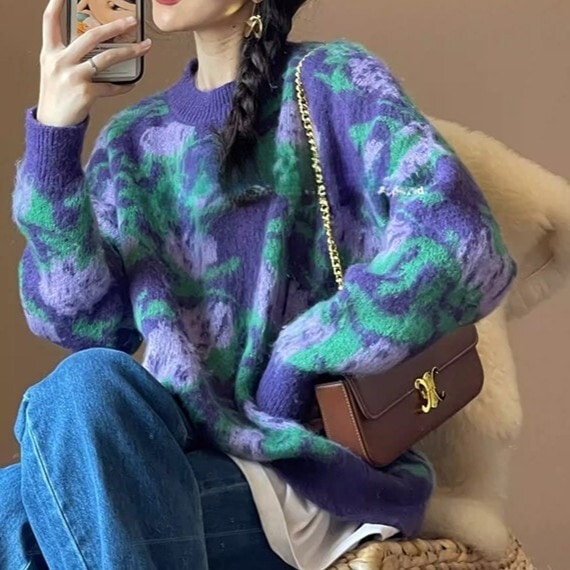 レディース トップス ニット セーター 長袖 ラウンドネック オーバーサイズ ふわふわ かわいい 大人可愛い きれいめ カジュアル おしゃれ レトロ こなれ感 ラフ ガーリー 個性的 主役級 存在感 5,863円