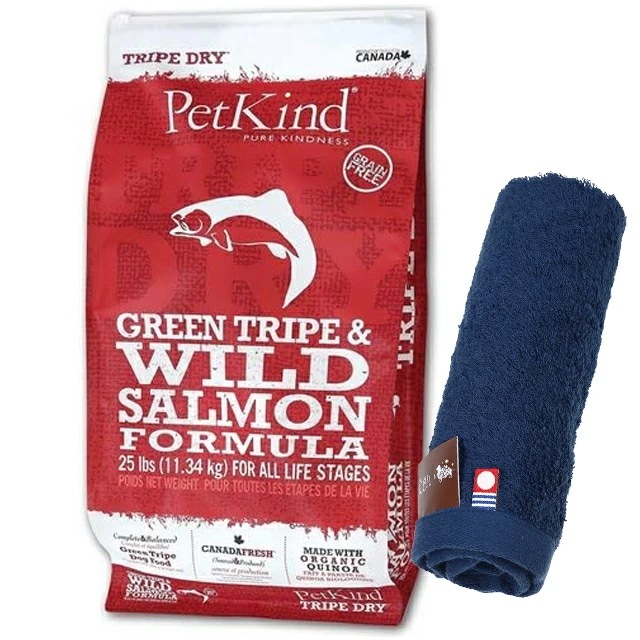 ペットカインド グリーン トライプ＆ワイルド サーモン 11.34kg【犬想いオリジナル今治ハンドタオルプレゼント】【タオルカラー ネイビー】