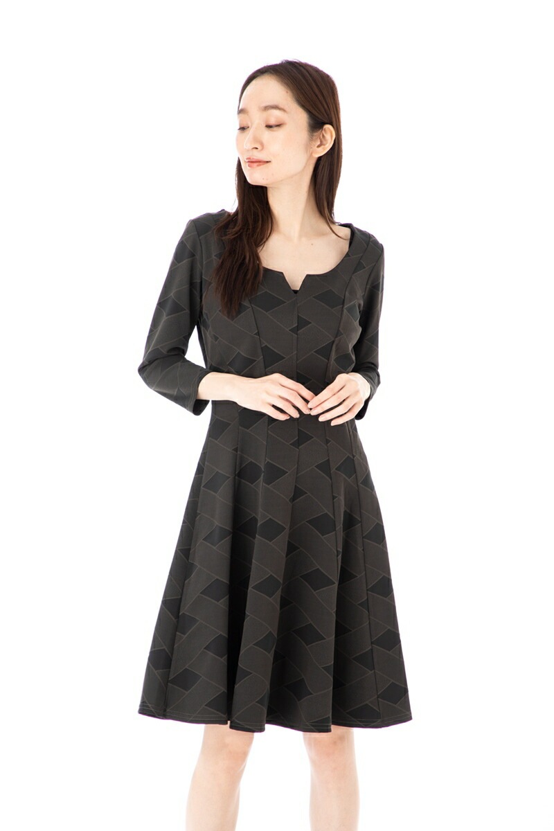 ファス(FAS)ワンピース T2 T3 T4サイズ 七分袖 ひざ丈 総柄 大人上品ワンピース レディース Fille A Suivre