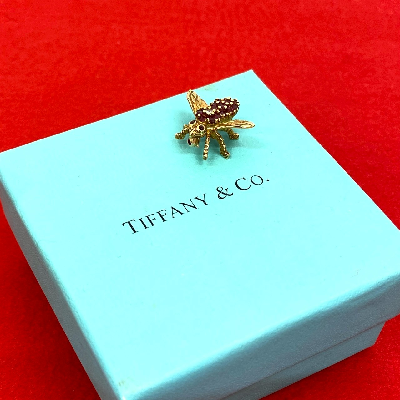 蜂 モチーフブローチ K18イエローゴールド ダイヤモンド ゴールド 1536a